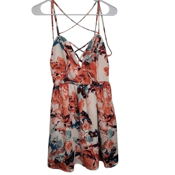 Charlotte Russe Strappy "Splendour Day" Floral Dress - Picture 3 of 12